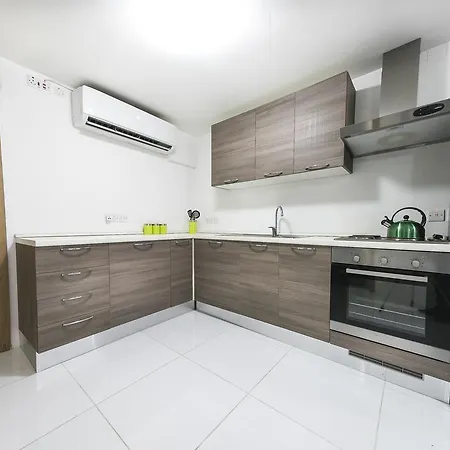 Apartment Studio *